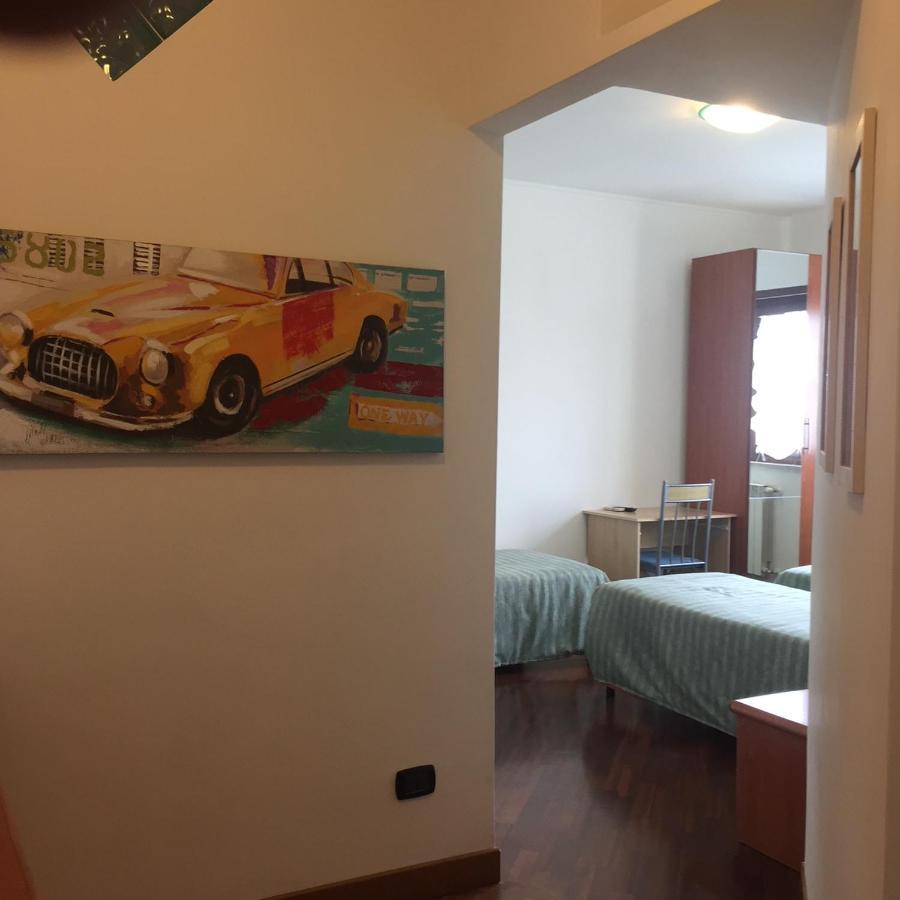 Bed & Breakfast Bb Nuova Fiera Di Roma